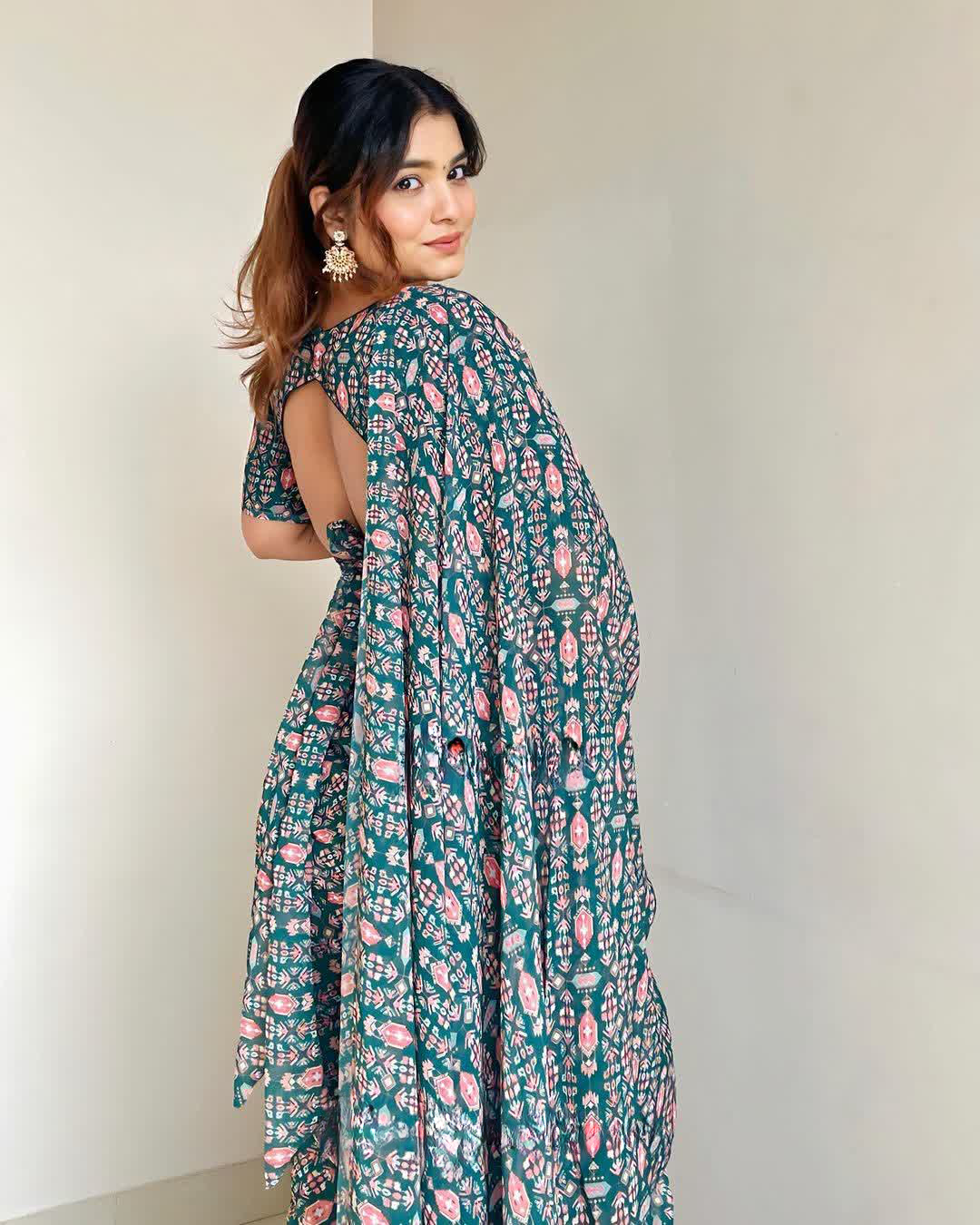 Deep Teal Shade Floral Pink-white Print Georgette Ready To Wear Saree With Unstitched Blouse