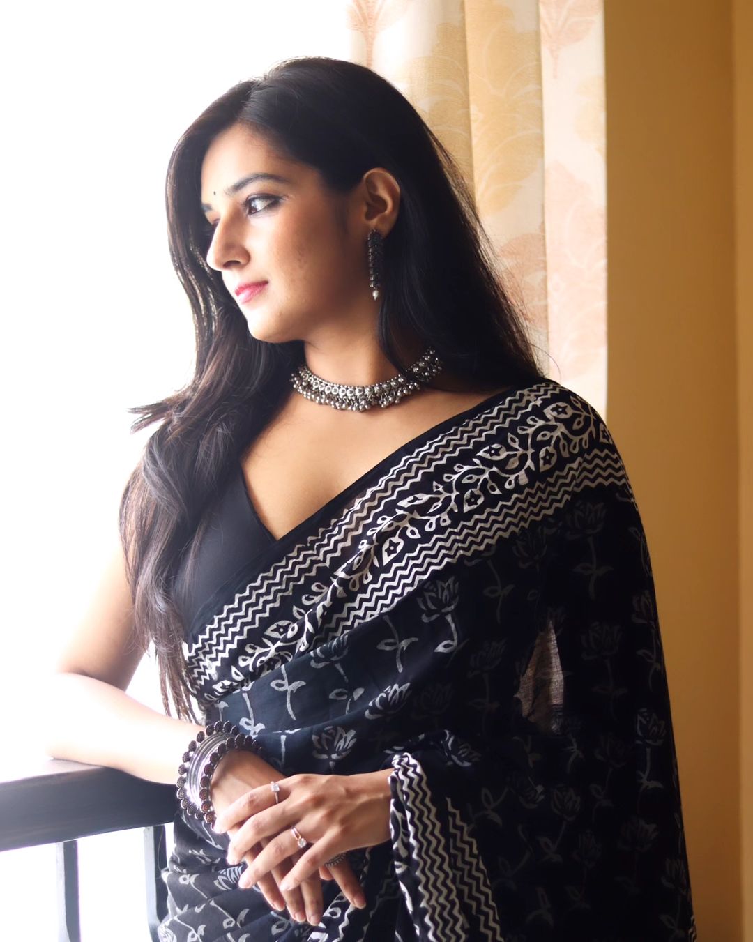 Black Color Soft Linen Handblock-inspired Geometric And Leaf Motifs Ready To Wear Saree With Unstitched Blouse