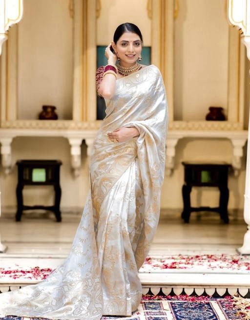 Ivory White Banarasi Jacquard Lichi Silk Saree with Subtle Gold Zari  Elegant Heritage Wear for Grand Occasions