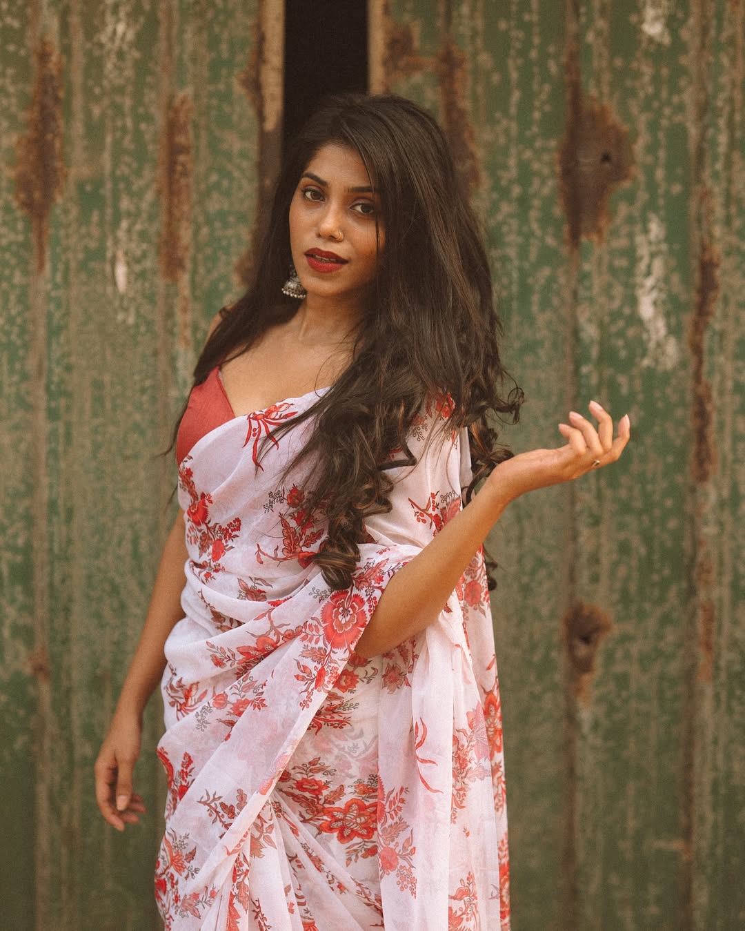 Ready To Wear White Georgette Saree with Red Floral Print - Elegant & Effortless