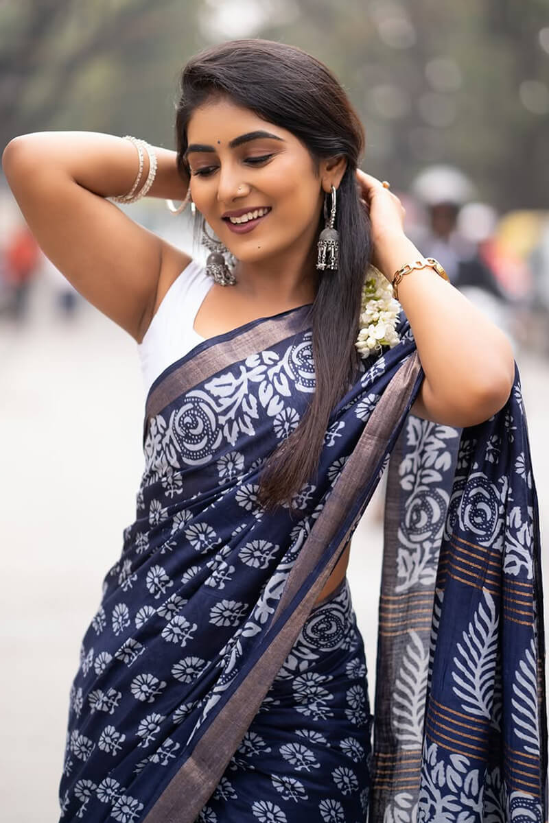 Charismatic 1 Minute Ready To Wear Navy Blue Cotton Saree