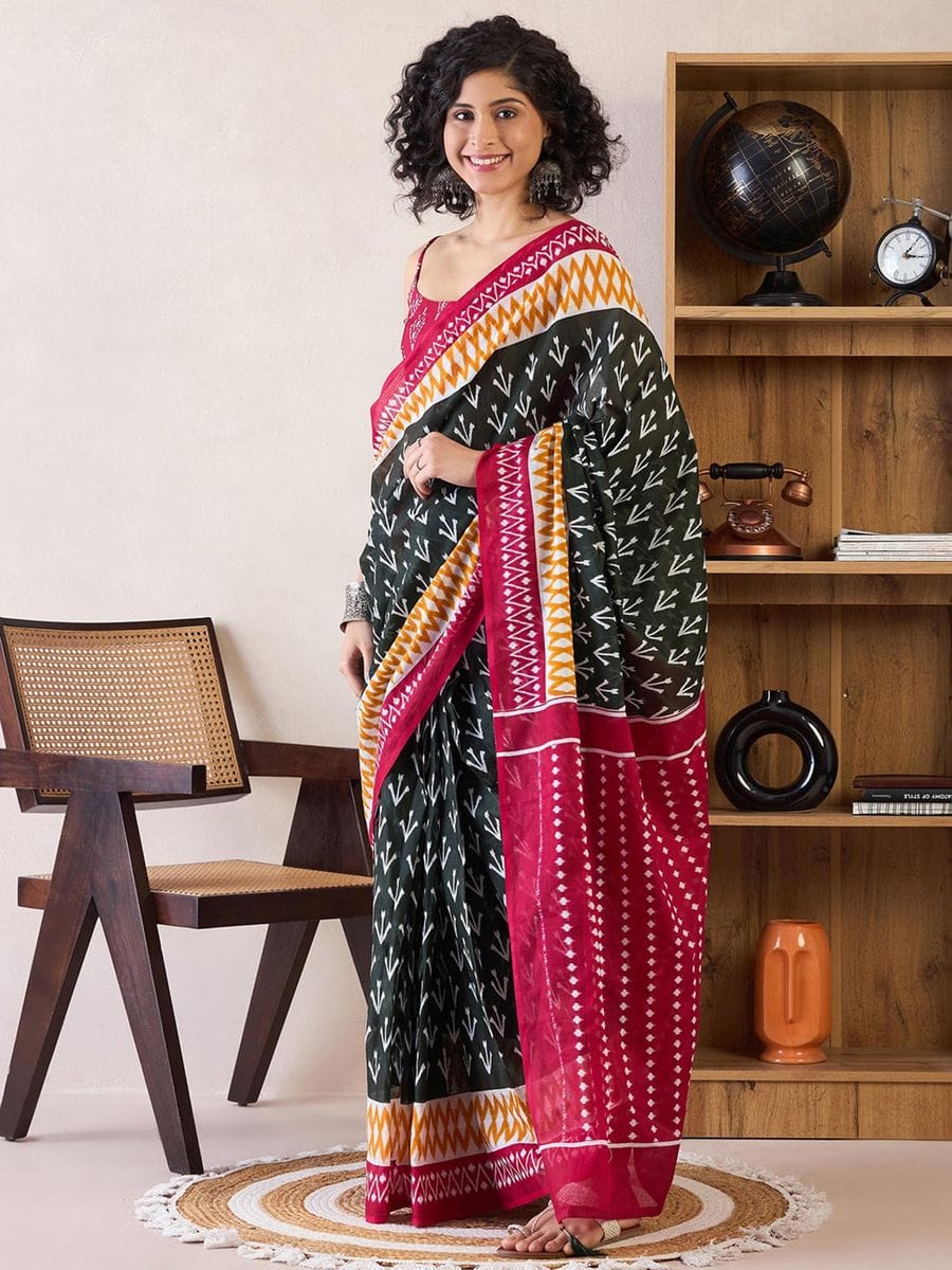 Black and White Mul Mul Cotton Saree with Ikat Pattern and Pocket with blouse