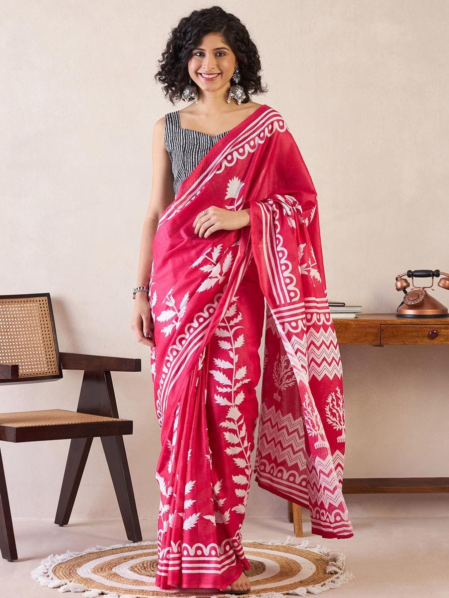 Red Mul Cotton Silk Saree with Floral Print and Pocket with blouse