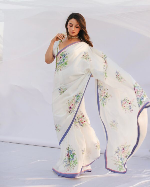 White Sattin Lavender-pink Border & Flower Ready To Wear Saree  With Unstitched Blouse - Image 5