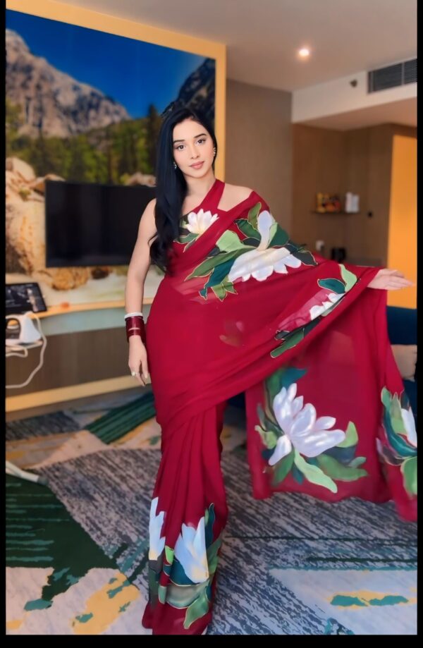 Maroon Shade, Adorned With Large White Floral Prints  Georgette Ready To Wear Saree With Unstitched Blouse