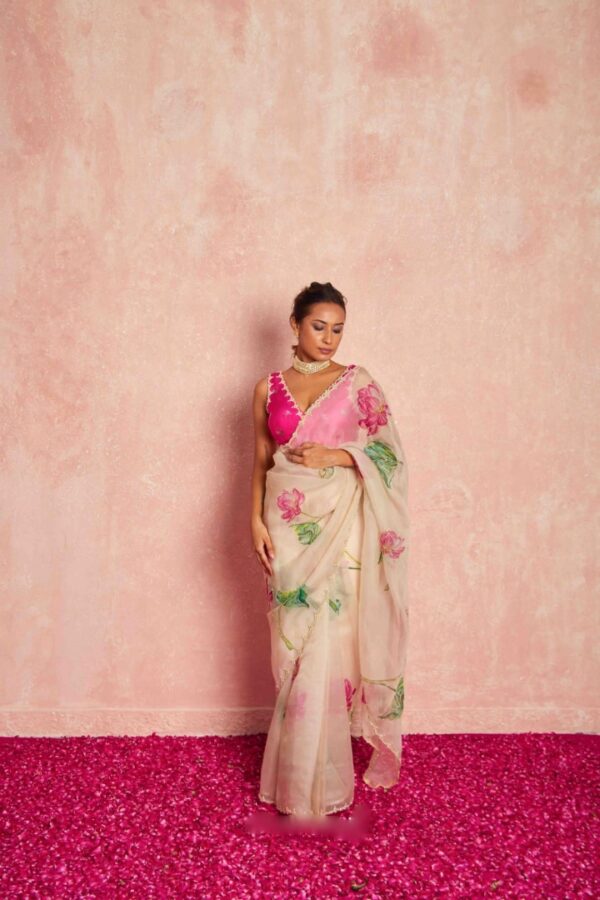 Pista-Beige Color Organza Saree Botanical Print Scalloped Golden Border Design Ready To Wear Saree With Stitched Blouse - Image 4