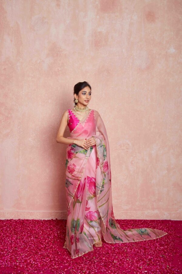 Blush Pink Color Organza Vibrant Lotus Floral Prints Ready To Wear Saree With Stitched Blouse - Image 7