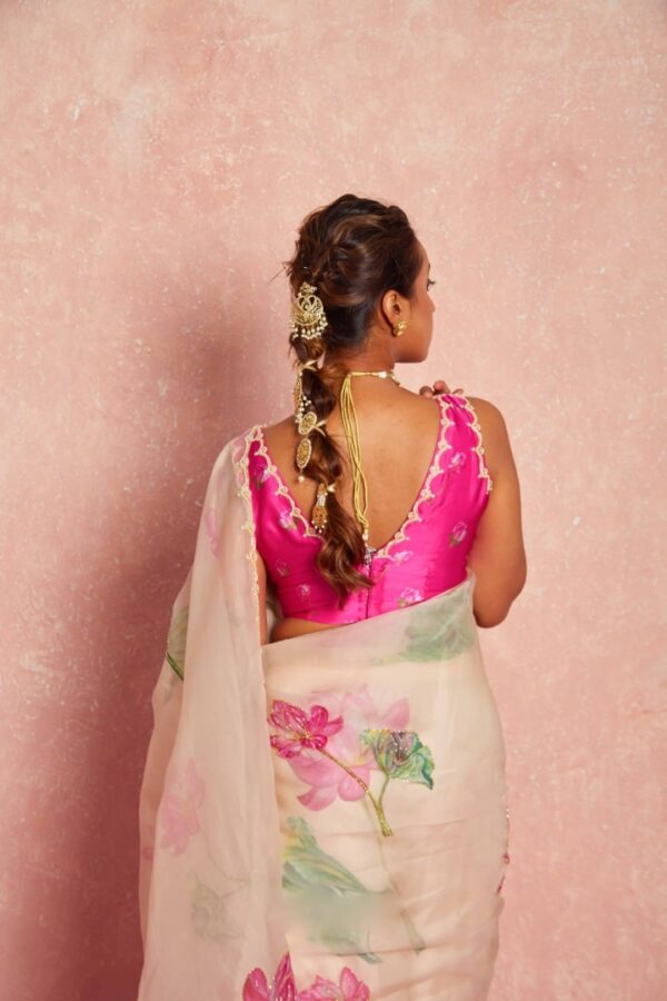 Pista-Beige Color Organza Saree Botanical Print Scalloped Golden Border Design Ready To Wear Saree With Stitched Blouse - Image 3