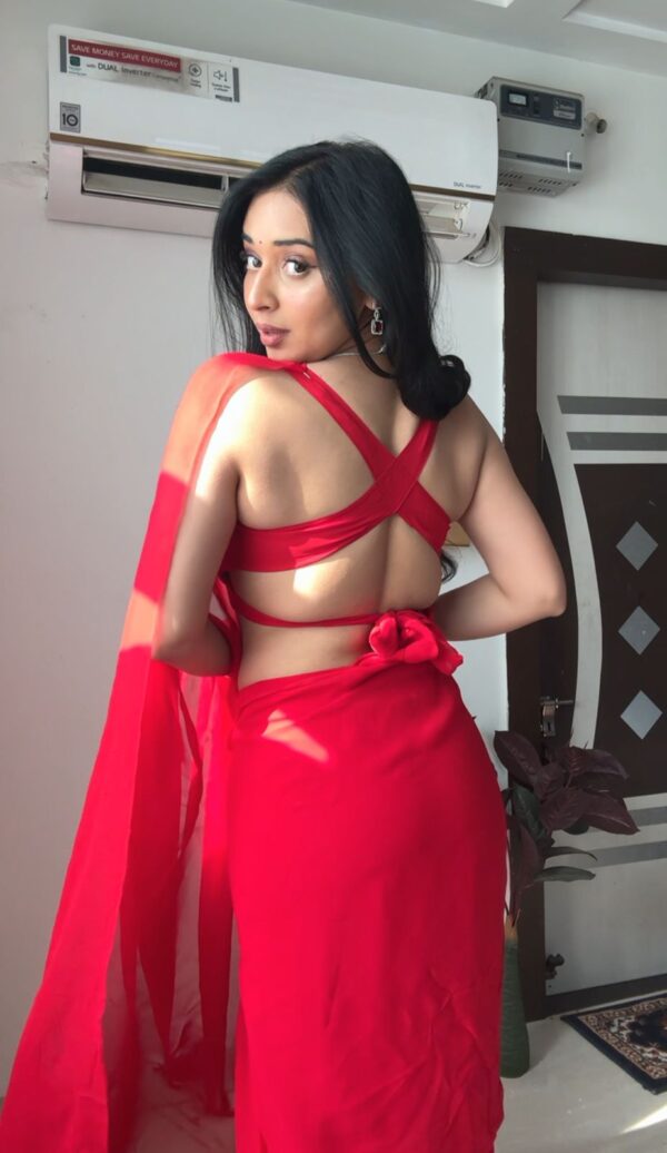 Red Color,Plain Elegant Georgette Ready To Wear Saree With Unstitched Blouse - Image 3