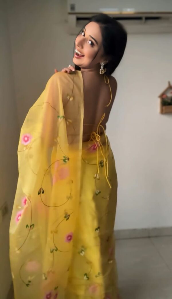 Yellow Color Floral Pink Floral Design Organza Ready To Wear Saree With Unstitched Blouse - Image 3