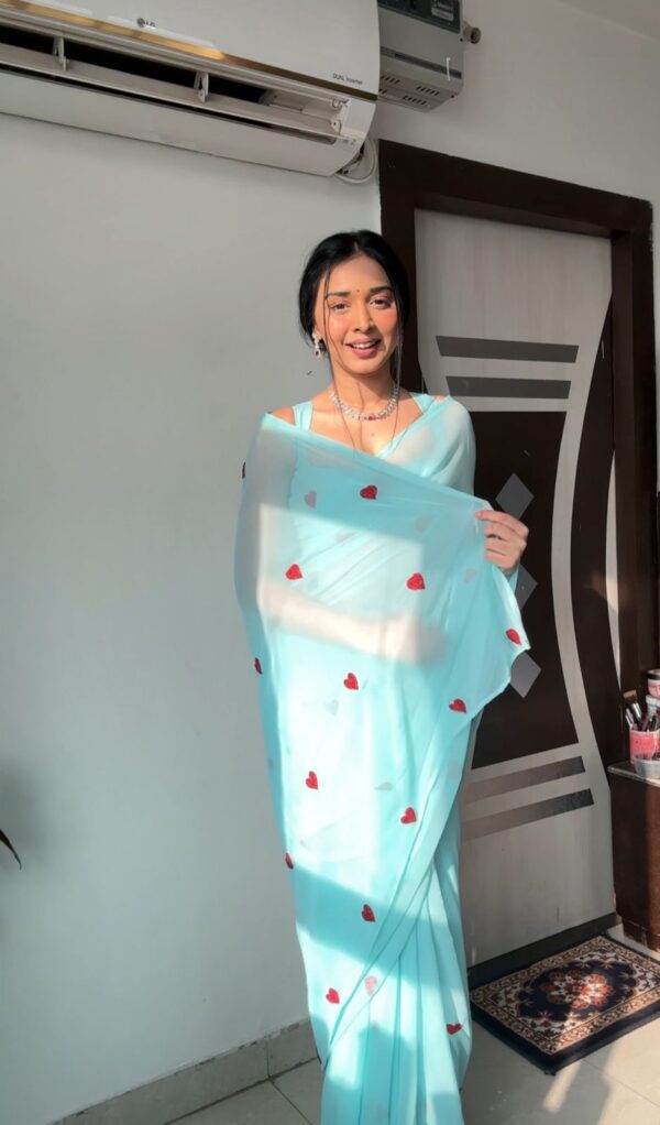 Pastel Blue Color Red And Silver Heart Motifs Georgette Ready To Wear Saree With Unstitched Blouse - Image 3