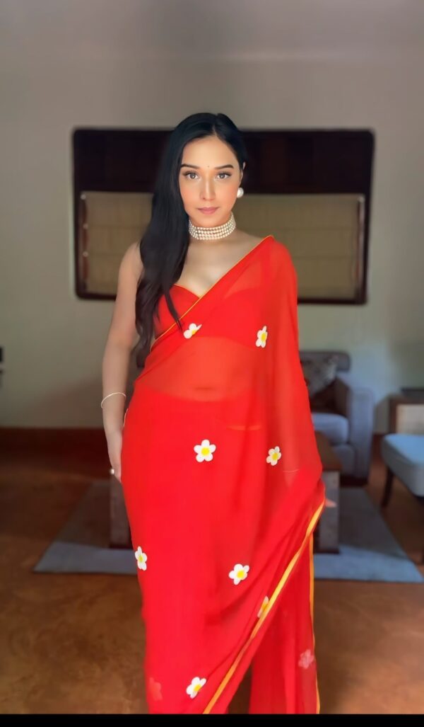 Bright Red White Floral Motifs Georgette Ready To Wear Saree With Unstitched Blouse - Image 5