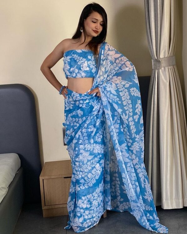 Light Blue And Light Blue Georgette Ready To Wear Saree With Unstitched Blouse - Image 5
