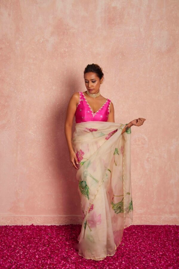 Pista-Beige Color Organza Saree Botanical Print Scalloped Golden Border Design Ready To Wear Saree With Stitched Blouse - Image 6
