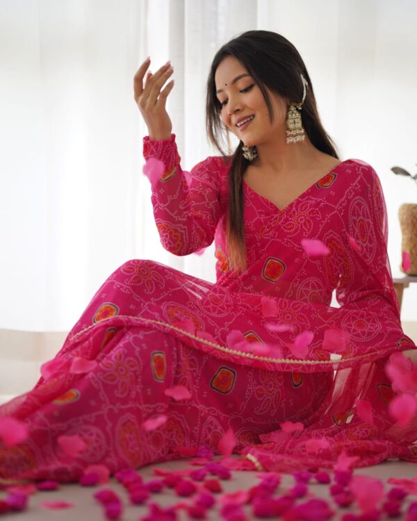 Pink Bandhani Silver Heart Embroidery Ready To Wear Saree With Unstitched Blouse - Image 2