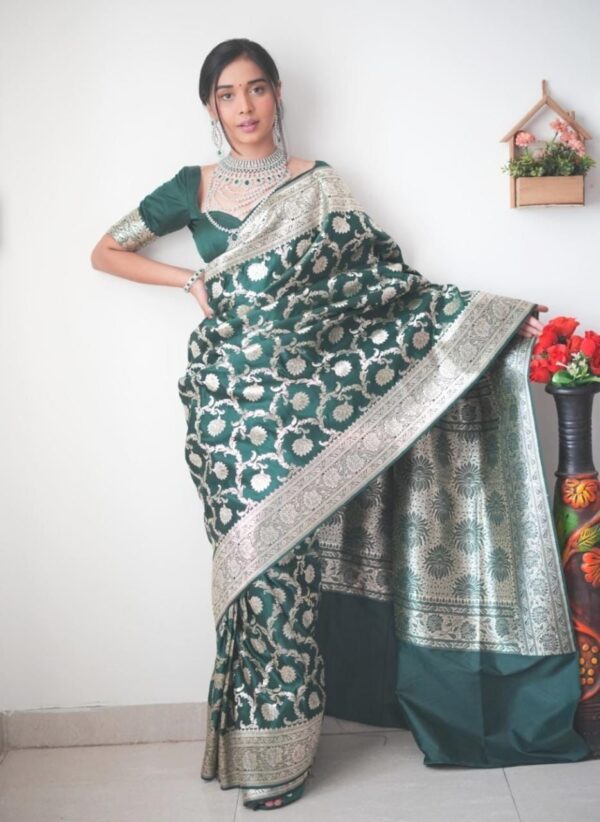 Bottle Green Shade Banarasi Silver Zari Floral Saree Ready To Wear Saree With Unstitched Blouse - Image 4