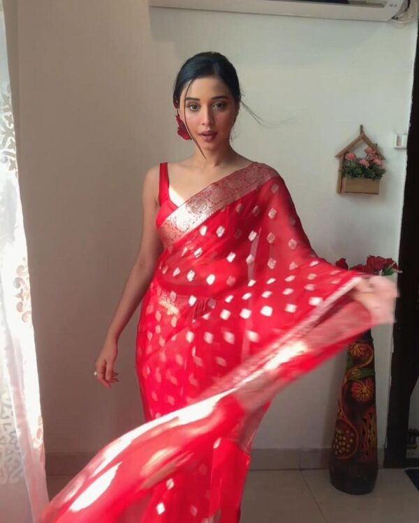 Red banarasi Golden Zari Motifs And Intricate Border Work Ready To Wear Saree With Unstitched Blouse - Image 5