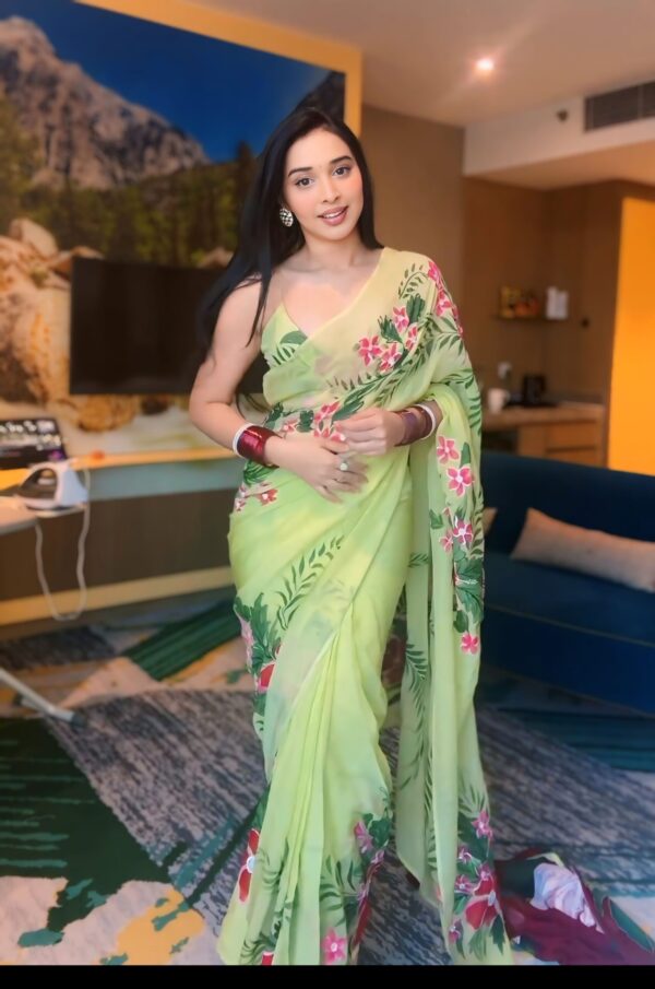 Light Green Color Pink And Red Floral Prints Georgette Ready To Wear Saree With Unstitched Blouse - Image 5