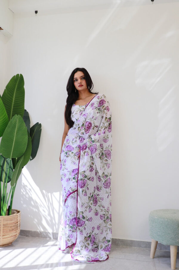 White And Light Purple Floral Prints With A Subtle Polka Dot Base Georgette Ready To Wear Saree With Unstitched Blouse - Image 4