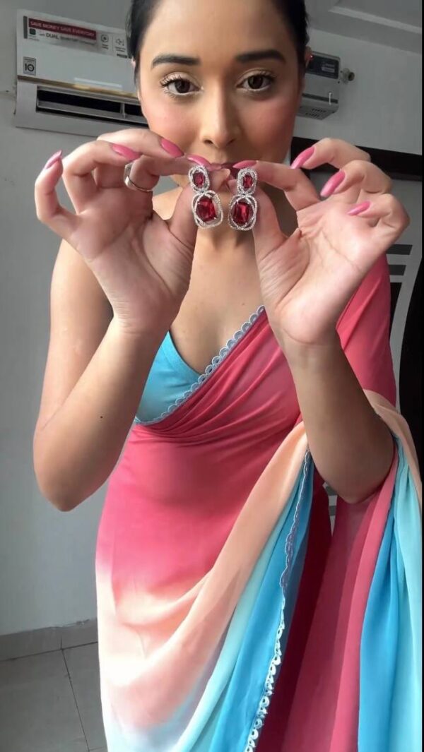 Pink, Olive Green, Aqua Blue, And Purple Omber Pattern Georgette Ready To Wear Saree With Unstitched Blouse - Image 4