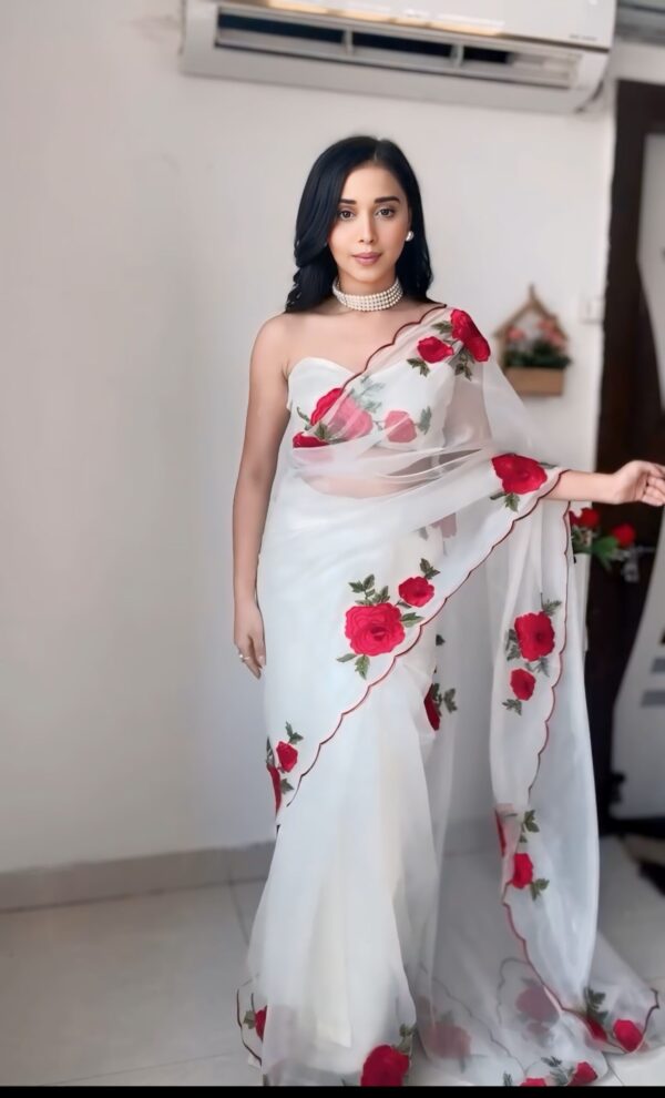 White Organza Red Rose Floral Print Ready To Wear Saree With Unstitched Blouse - Image 5