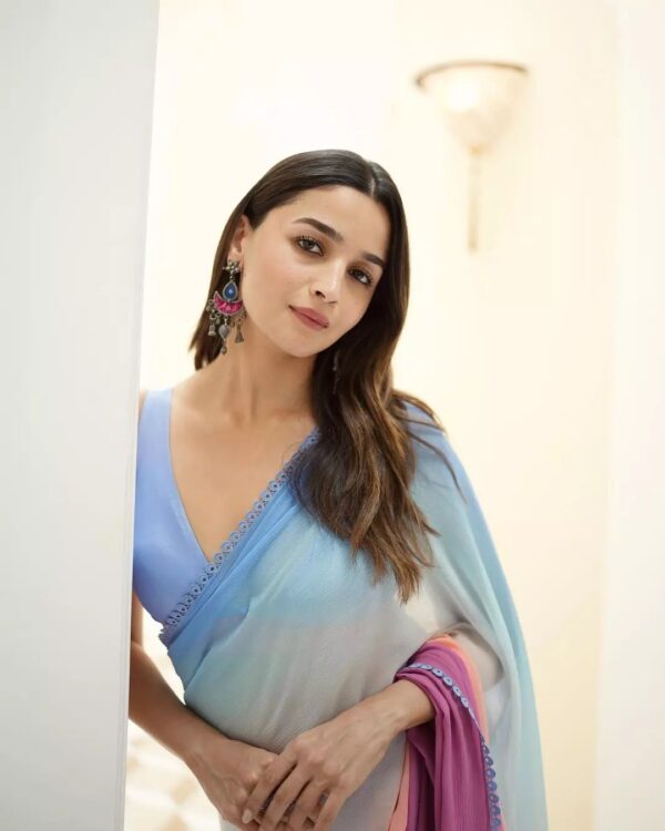 Blue, White, And Pink Omber Pattern Georgette Ready To Wear Saree With Unstitched Blouse - Image 8