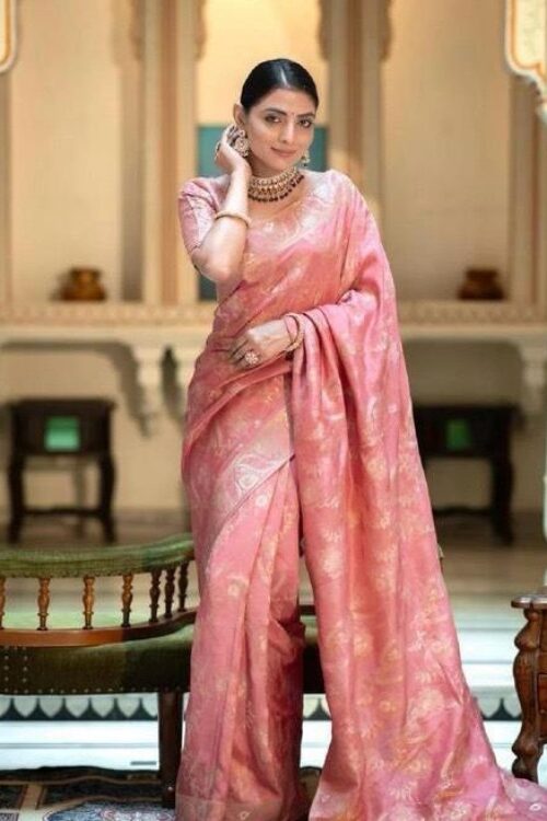 Blush Pink Banarasi Jacquard Lichi Silk Saree with Soft Gold Zari Detailing – Understated Luxury for Elegant Occasions