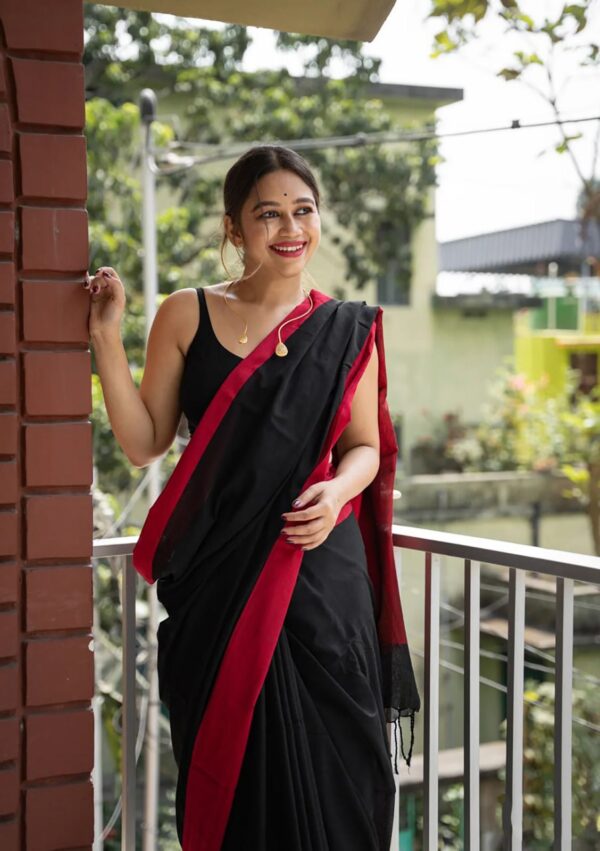 Classic Black & Red Soft Lilan Cotton Jacquard Saree – Bold Minimalism with Urban Grace - Image 6