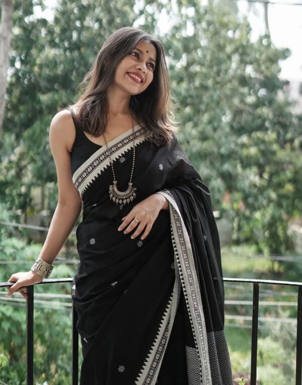 Monochrome Magic – Black Jacquard Soft Lilan Cotton Saree with White Thread Work - Image 6