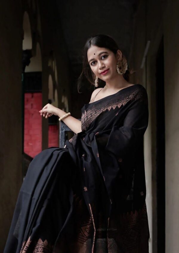 Midnight Elegance – Black Soft Lichi Silk Jacquard Saree with Copper Zari Weaving