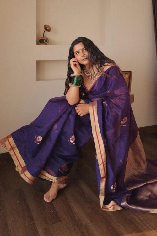Royal Plum Purple Handwoven Kanjeevaram Jacquard Lichi Silk Saree with Traditional Motifs