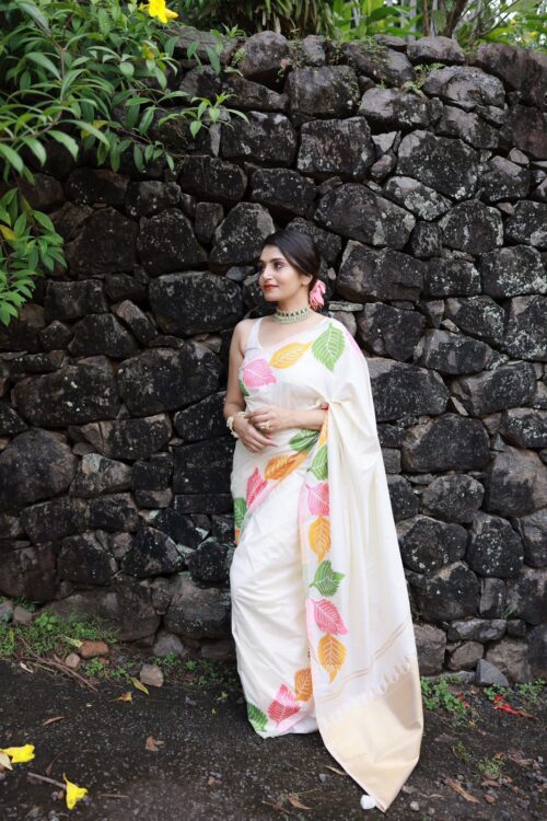 Cream Jacquard Soft Lichi Silk Leaf Motifs Saree