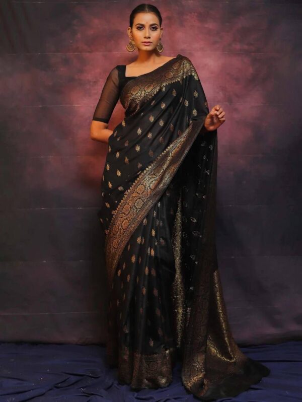 Majestic Rich Black Banarasi Silk Saree with Golden Zari Work and Ornate Border – Evening & Wedding Special