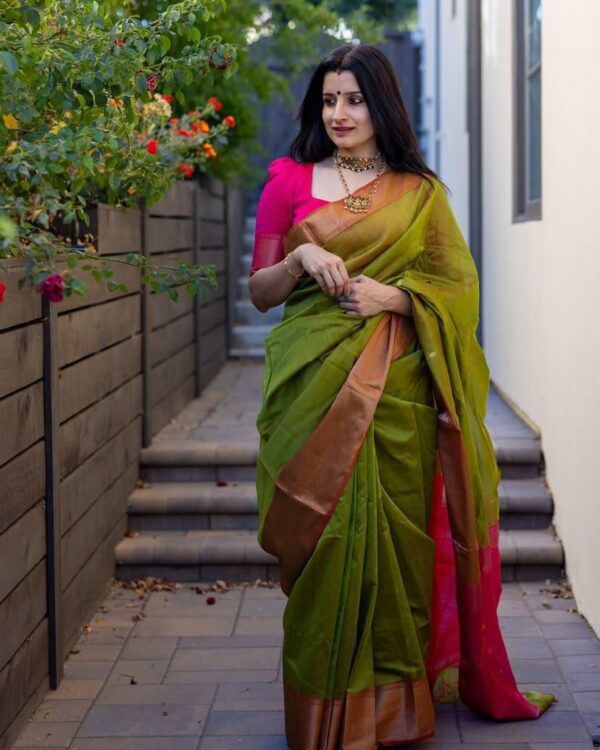 Elegant Olive Green and Pink Silk Saree – A Graceful Harmony of Earthy and Vibrant Tones