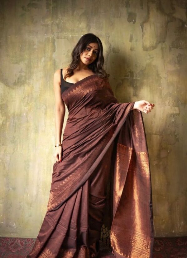 Mystic Deep Mocha Brown Soft Lichi Silk Saree with Intricate Copper Zari Work – Timeless Elegance - Image 3