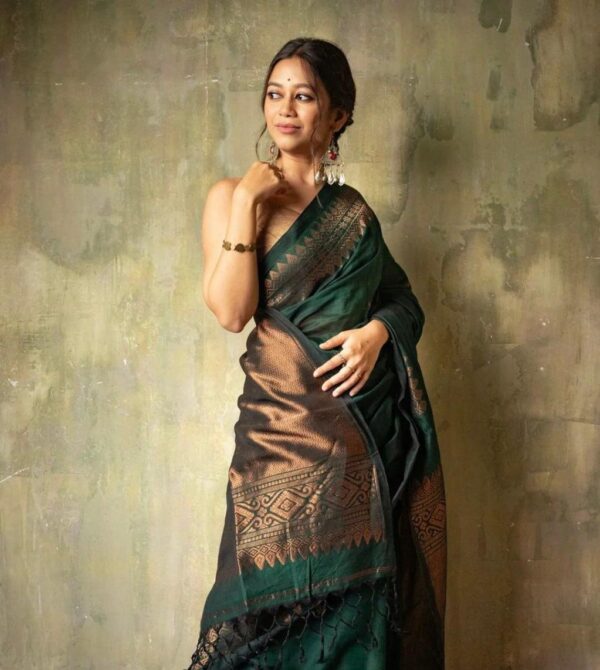 Mystic Bottle Green Soft Lichi Silk Saree with Intricate Copper Zari Work – Timeless Elegance - Image 4