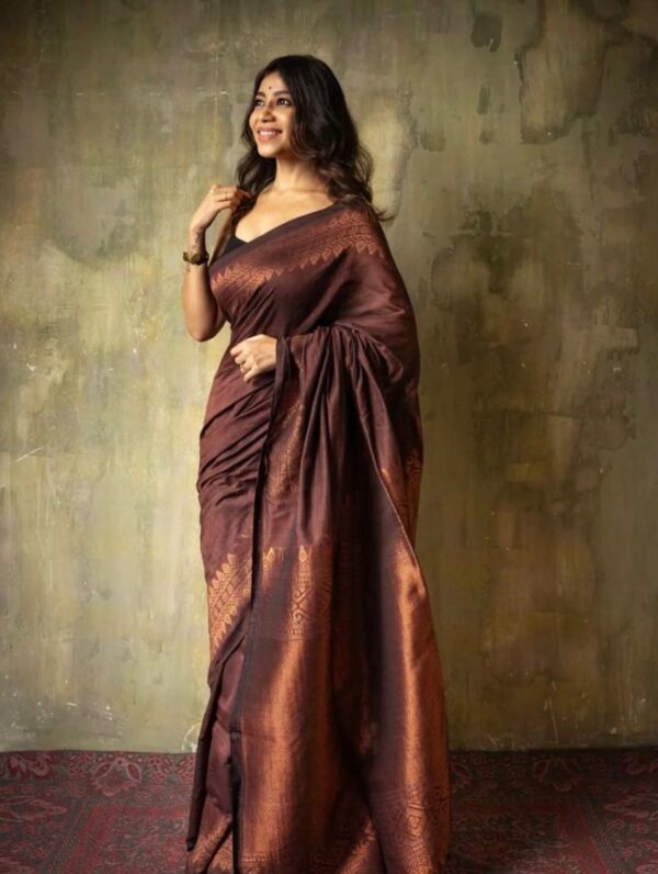 Mystic Deep Mocha Brown Soft Lichi Silk Saree with Intricate Copper Zari Work – Timeless Elegance - Image 5