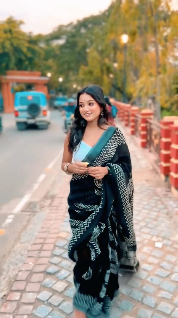 Soft Linen Black Colours Design Digital Print Ready To Wear Saree With Unstitched Blouse