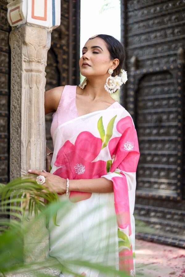 White Georgette Pink Colour Flower Design Ready To Wear Saree  With Unstitched Blouse - Image 6
