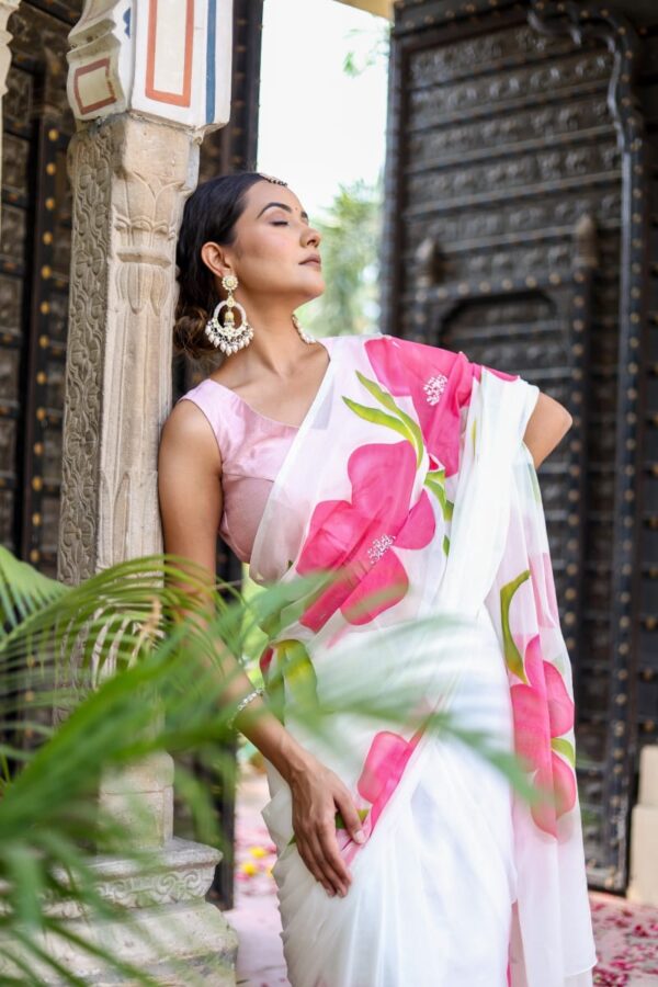 White Georgette Pink Colour Flower Design Ready To Wear Saree  With Unstitched Blouse - Image 7