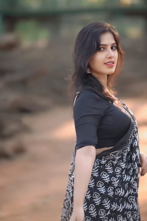 Soft Linen Black Colours Design Digital Print Ready To Wear Saree With Unstitched Blouse