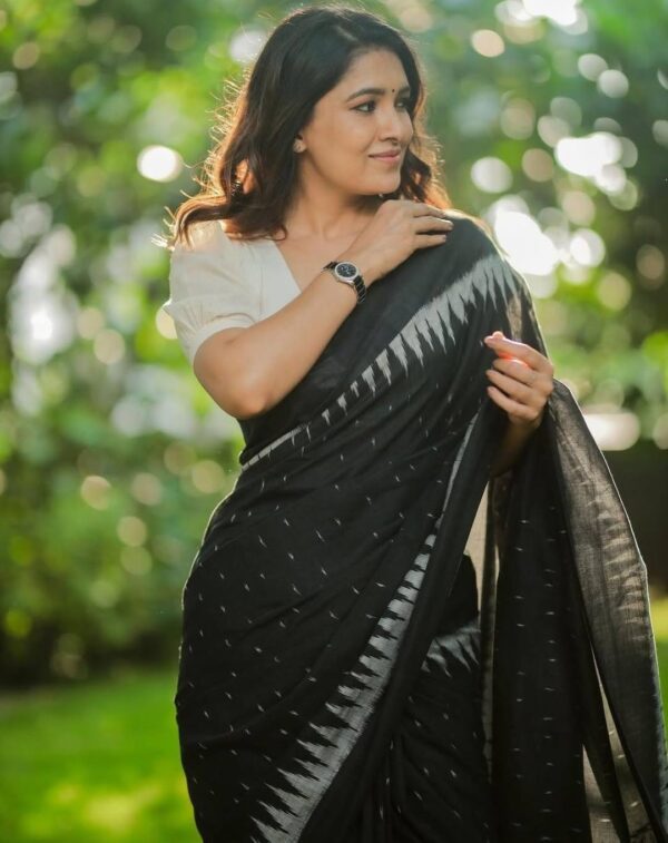 Soft Linen Black Colours Digital Print Design  Ready To Wear Saree With Unstitched Blouse - Image 6