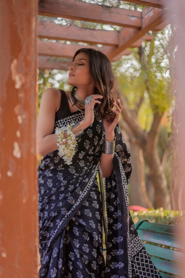 Black Soft Linen Silk Saree with Handblock Dabu Print – Timeless Artistry in Earthy Elegance - Image 5