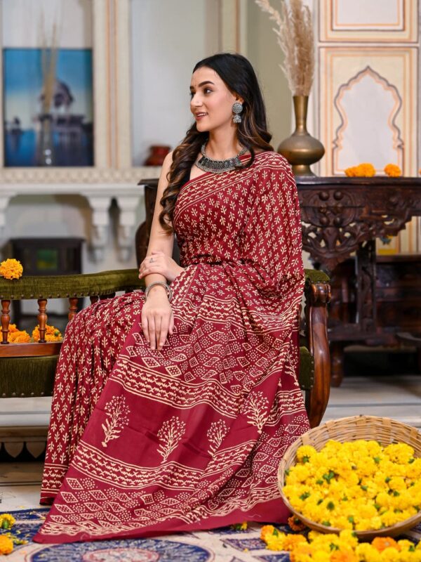 Ready-to-Wear Maroon Handblock Linen Saree - Image 4
