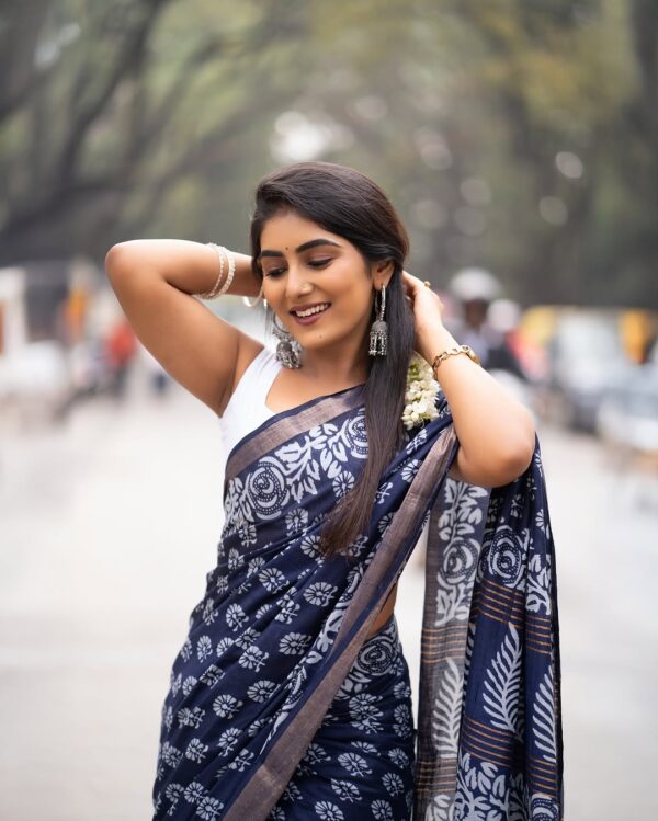 Dark Blue Handblock Print Ready-to-Wear Soft Linen Silk Saree Withe Unstitched Blouse