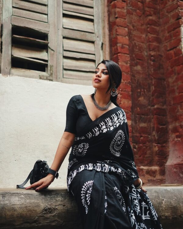 Black Warli Print Ready-to-Wear Soft Linen Silk Saree – Unstitched Blouse - Image 5