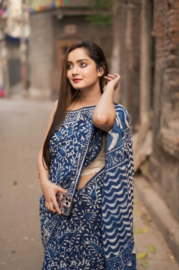 Indigo Blue Ready-to-Wear Soft Linen Silk Saree Traditional Block Print with Unstitched Blouse - Image 3